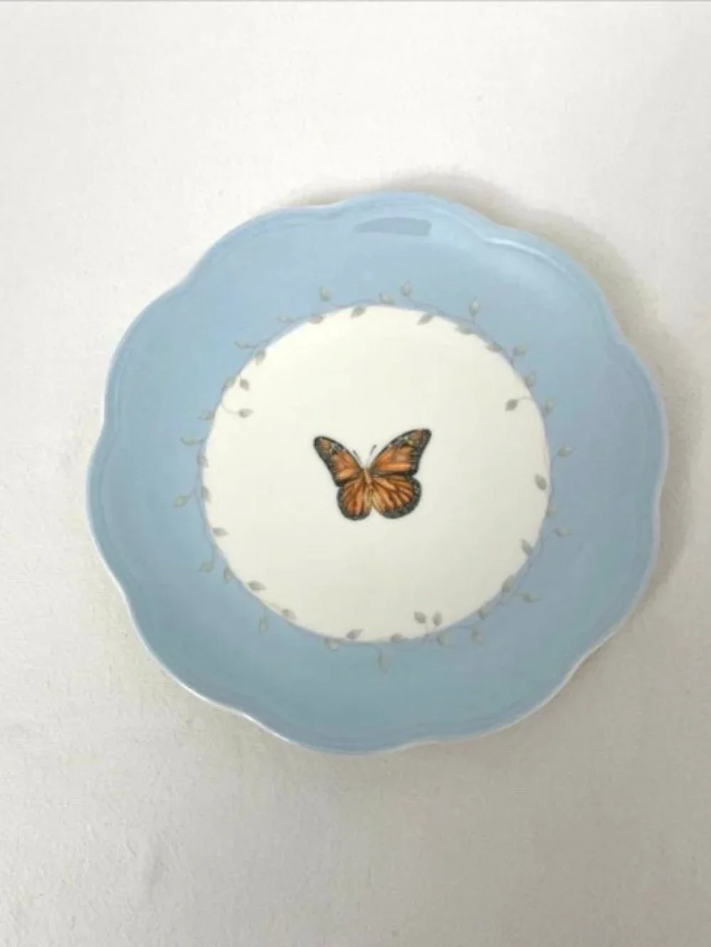 Lenox Butterfly Meadow Porcelain Plates Set of 3 Scalloped 8